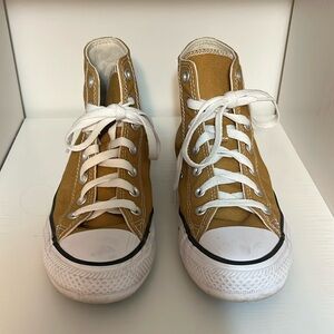 Converse High Tops Mustard W7.5 M5.5